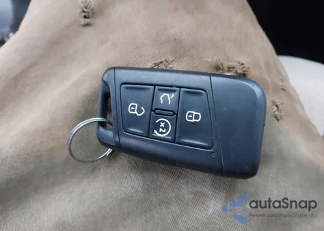 2019 Volkswagen Jetta 1.4T R-Line/1.4T S/1.4T Se z USA, uszkodzony, nr VIN 3VWCB7BUXKM243358